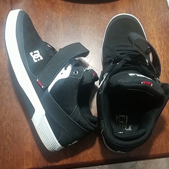 dc shoes sold